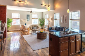 Broadway Suites - Stunning Downtown Condos
